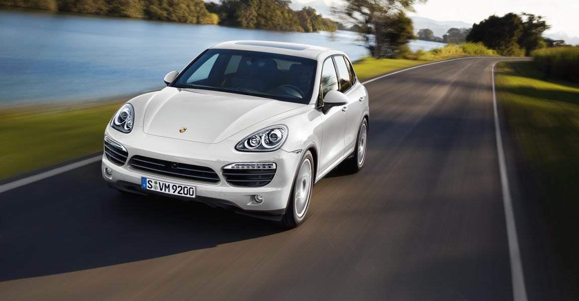 Porsche Cayenne S Hybrid in Fahrt