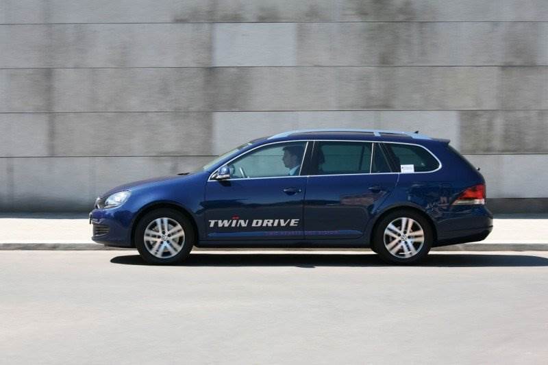 VW Golf Variant twinDRIVE