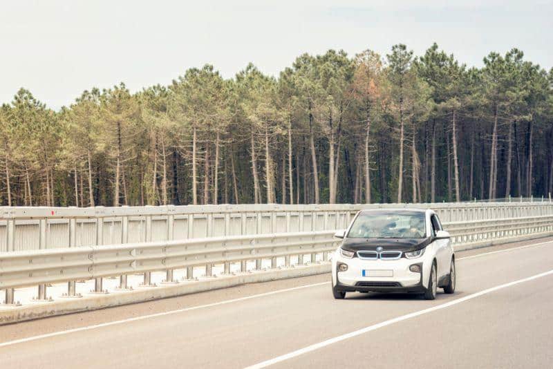 BMW verkauft über 50.000 E-Fahrzeuge