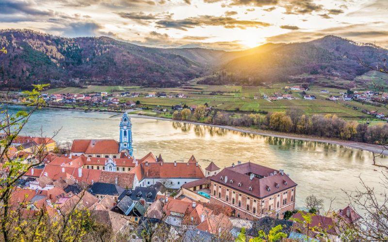 Österreich stärkt E-Mobilität