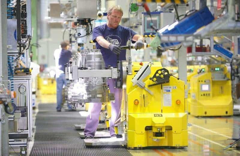 Solche E- und Hybridantriebe sollen ab 2019 in Serbien im neuen ZF Werk gefertigt werden