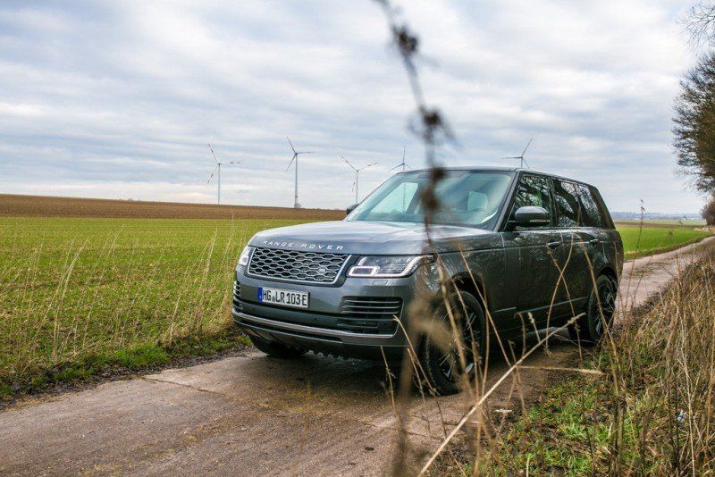 Front des Range Rover Vogue P400e PHEV