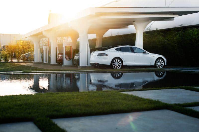 Tesla Supercharger 3.0