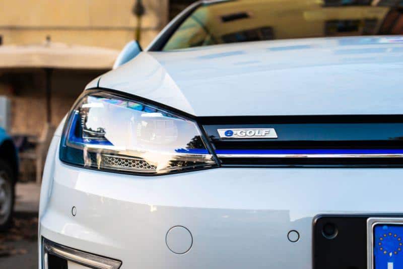 VW sieht Tesla bei E-Mobilität im Vorteil