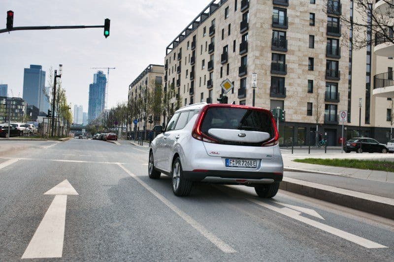 KIA e-Soul Heckansicht in Frankfurt