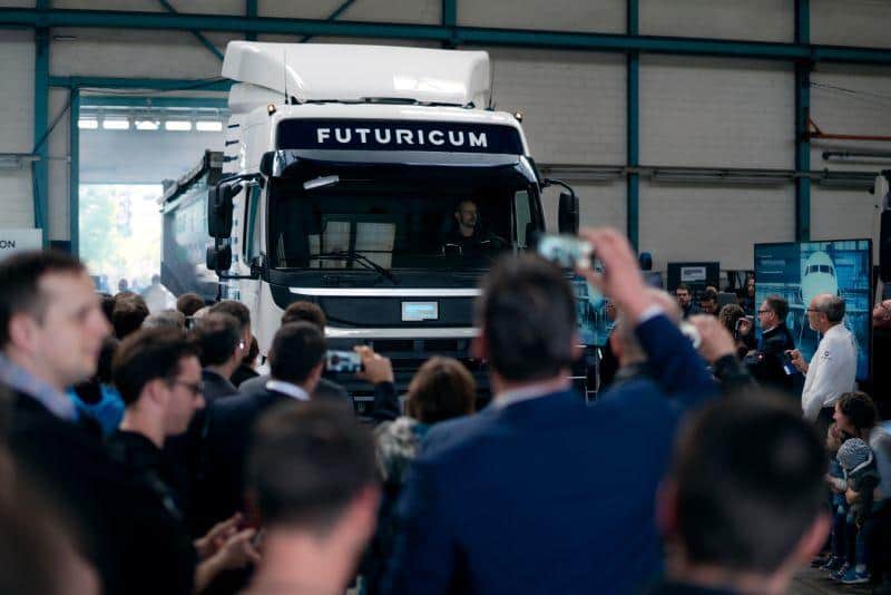 Designwerk Futuricum SEMI 40E