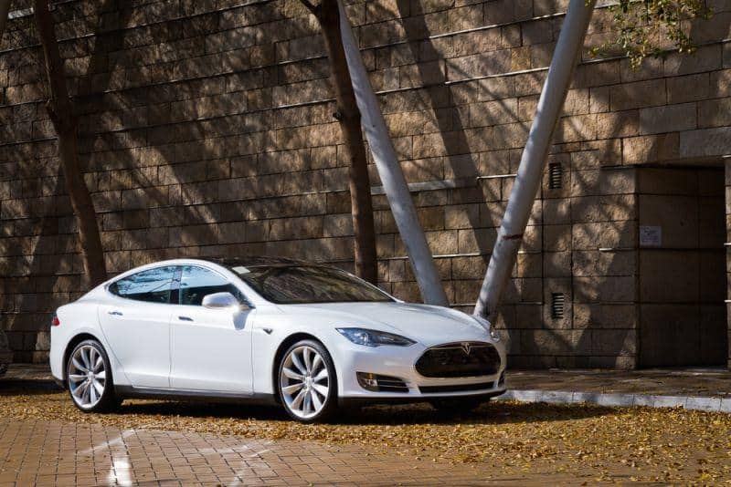 Tesla Model S Brand in Belgien