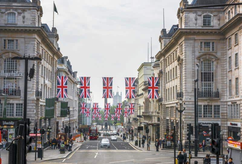 Großbritannien will E-Autos attraktiver machen
