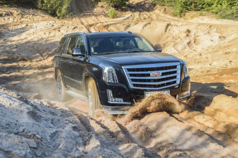 Cadillac Escalade soll voll elektrisch unterwegs sein