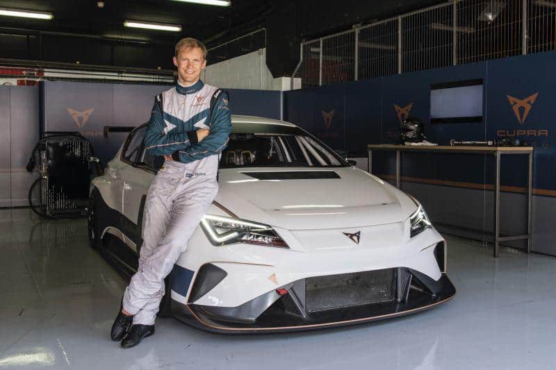 Mattias Ekström wird Fahrer des CUPRA e-Racer