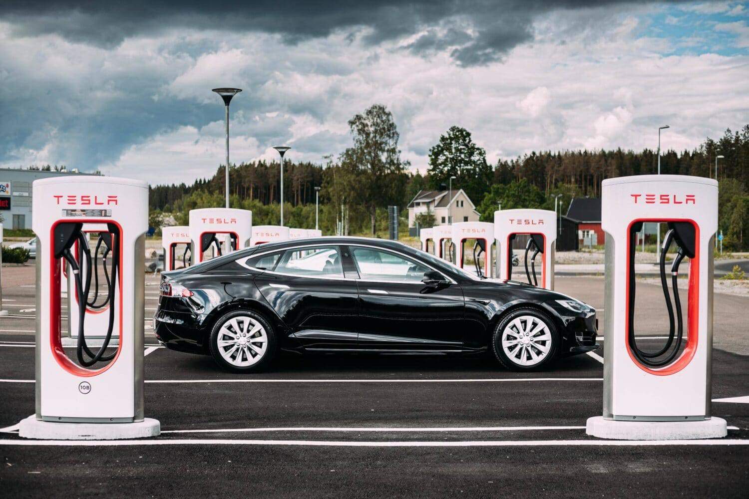 Tesla peilt neues Over the Air Update an