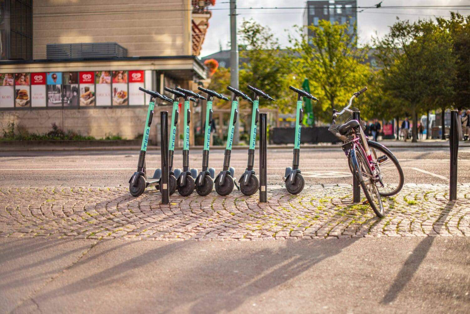 TIER stellt alte E-Scooter nicht einfach aufs Abstellgleis