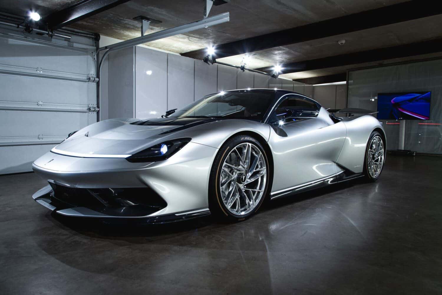 AUTOMOBILI PININFARINA präsentiert Battista