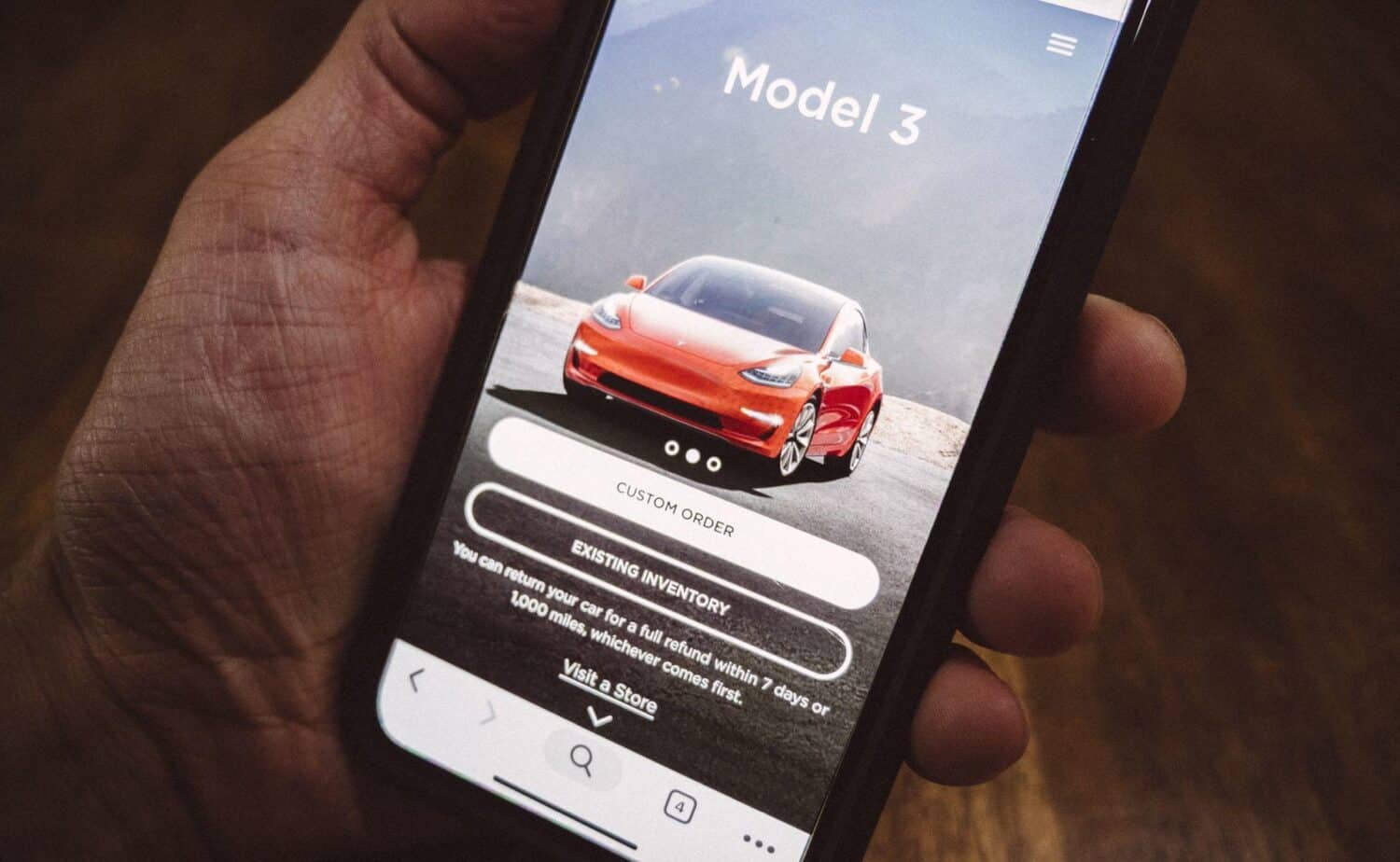 Tesla dominiert Elektroauto-Absatz im September 2019