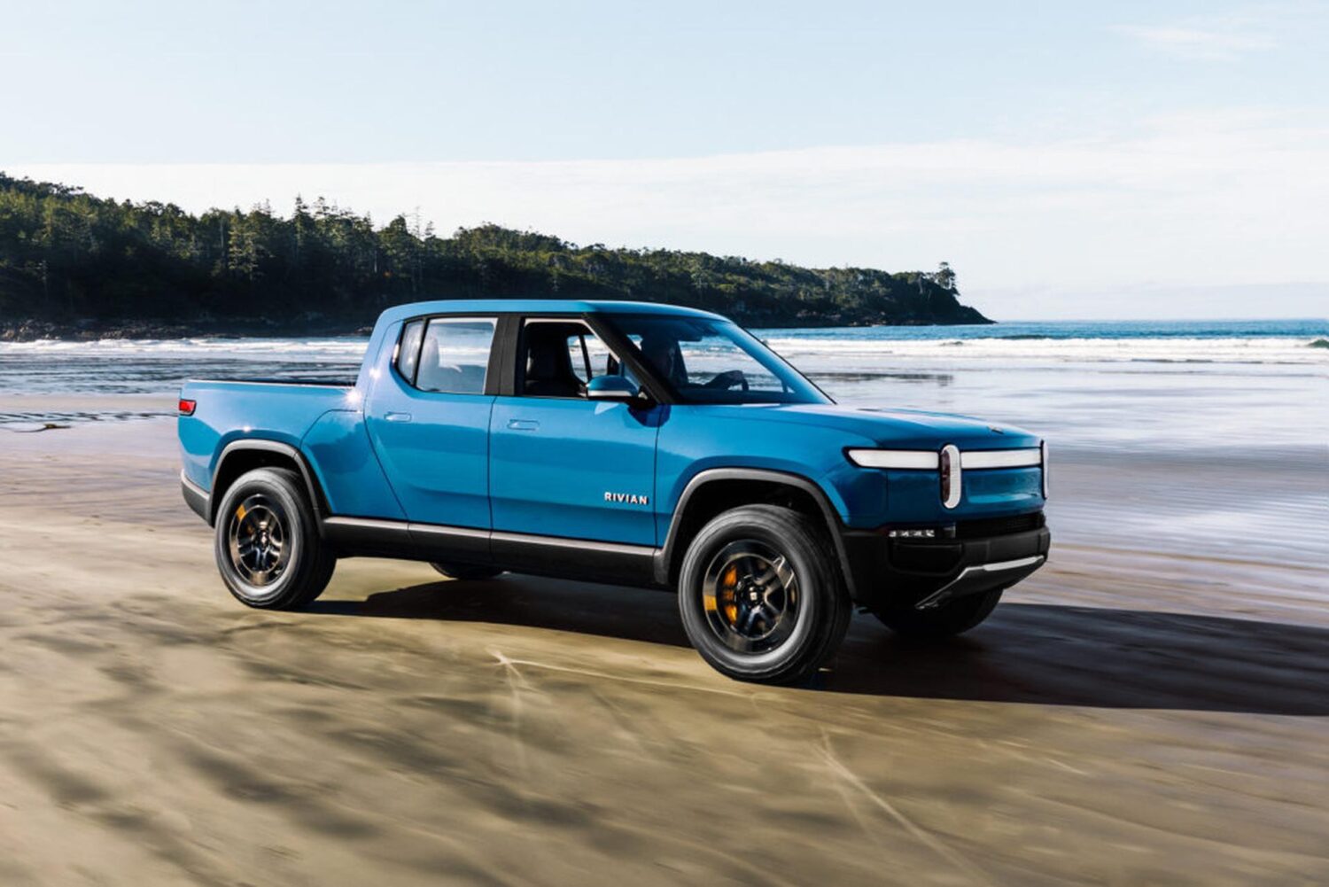 Rivian beendet 1,3 Mrd. Dollar schwere Investmentrunde mit Amazon, Ford,...