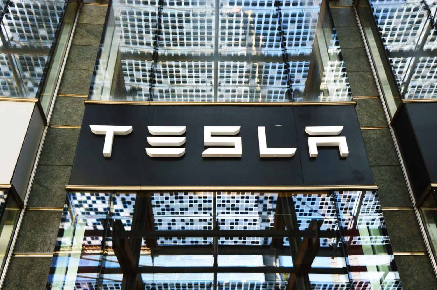Politik will Druck ausüben auf Genehmigung der Gigafactory 4