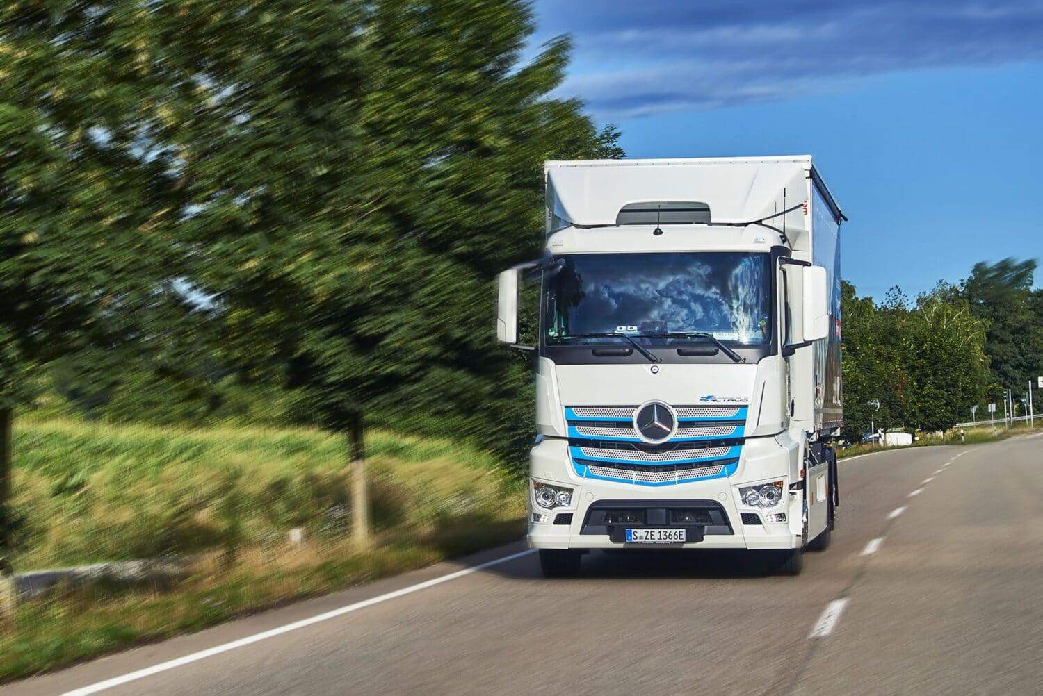 Mercedes bringt vollelektrisches Abfallsammelfahrzeug eEconic ab 2022 auf die Straße