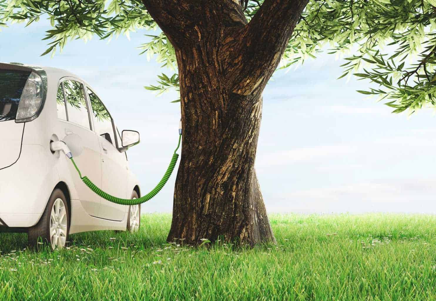 FÖS-Studie: Elektroautos bei Gesamtkosten günstiger als Verbrenner