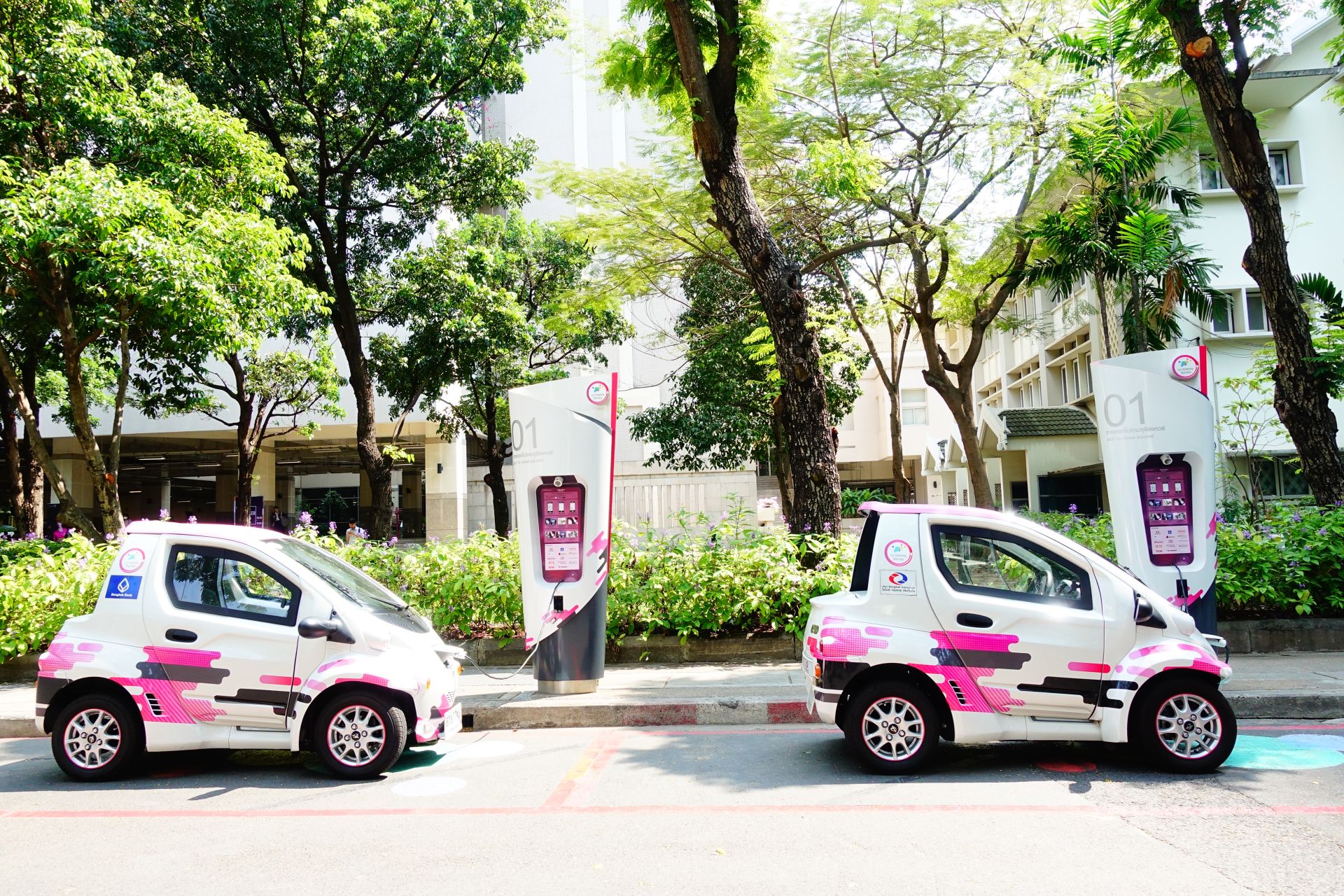Toyota entwickelt Elektroauto mit Mehrweg-Batterie für Hausgebrauch