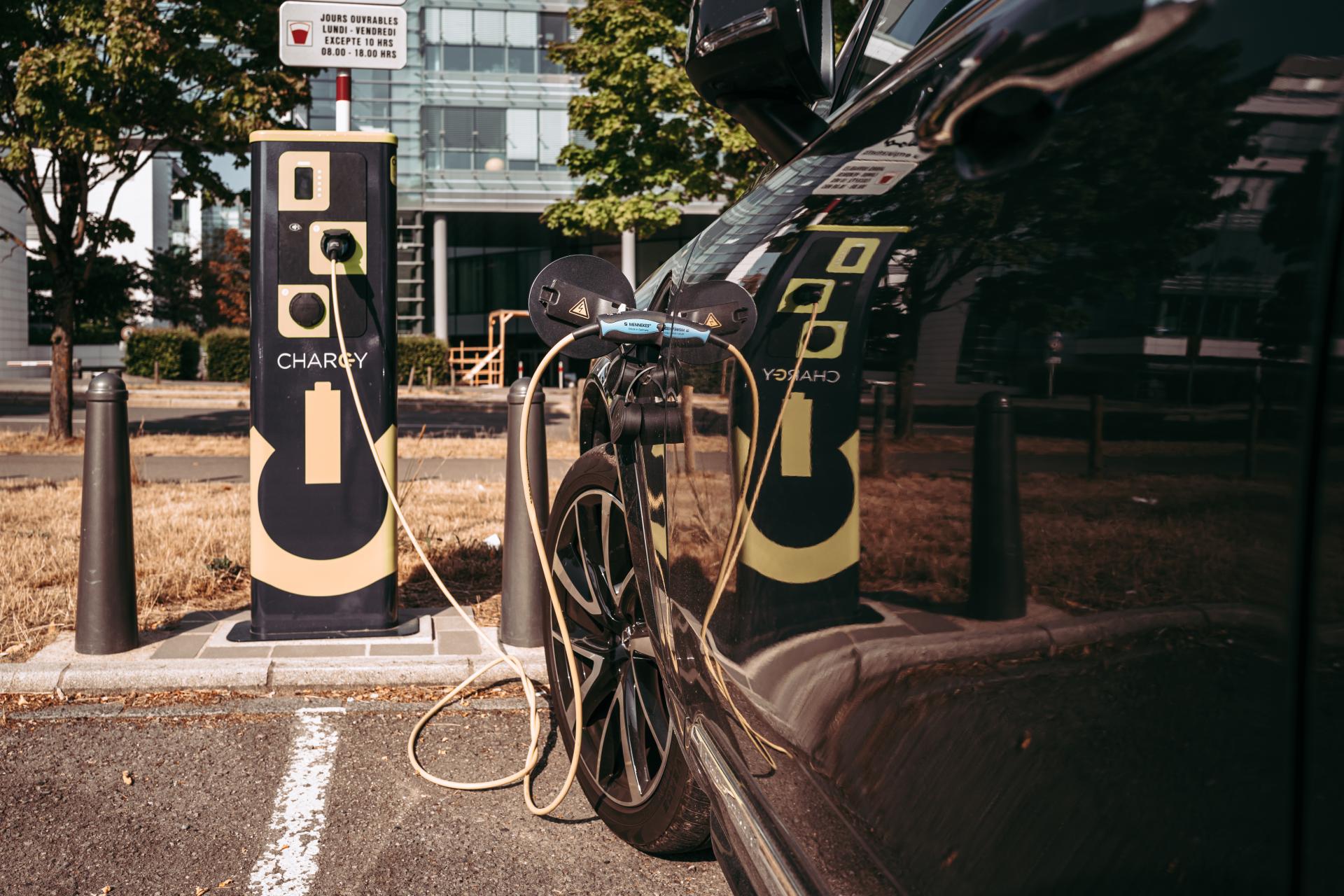 Ein Blick auf die Elektroauto- & Hybridauto-Zulassungen im März 2020
