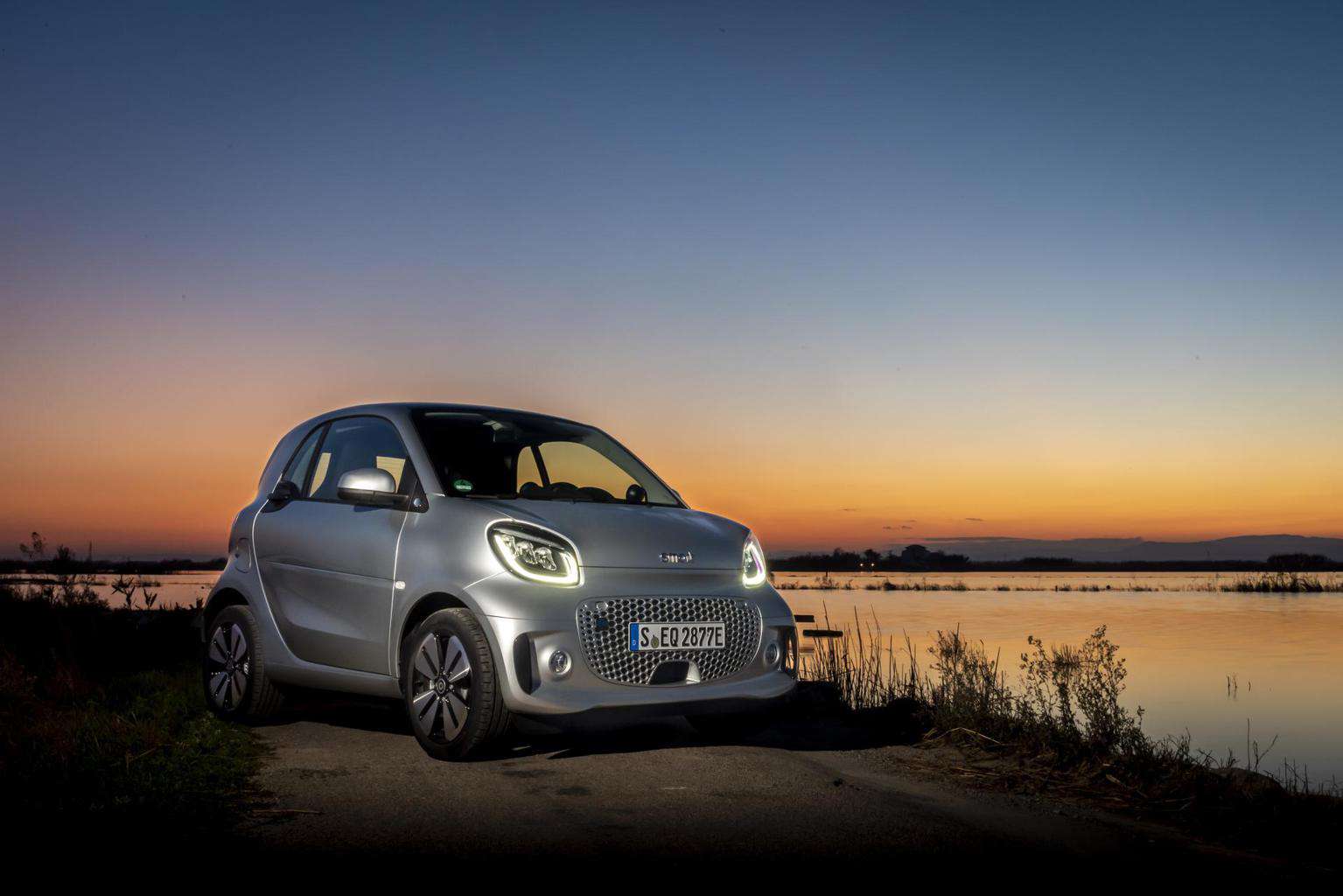 Mercedes-Benz / smart