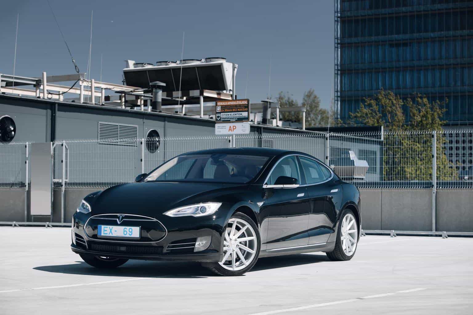 PHEV- und E-Auto-Absatz bis Ende April 2020 nach Hersteller