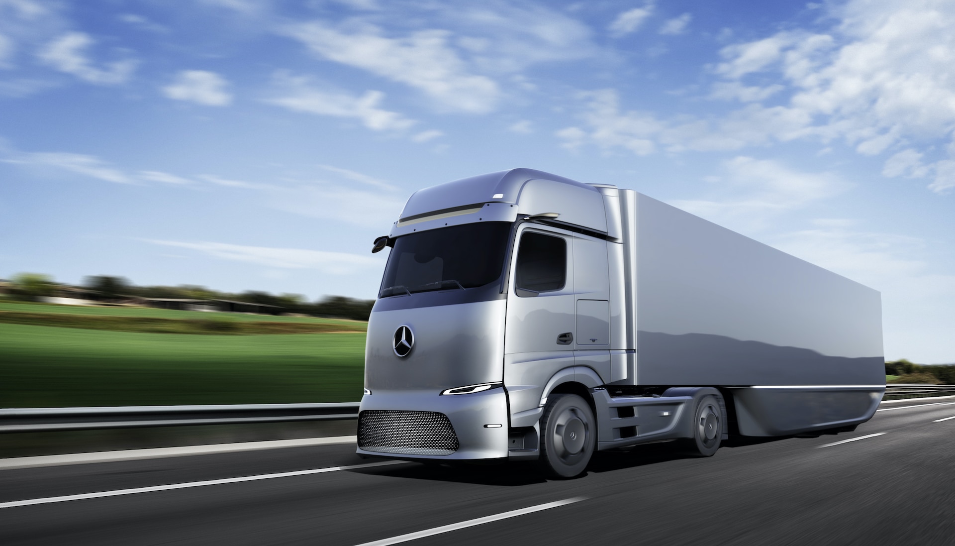 Mercedes-Benz eActros LongHaul