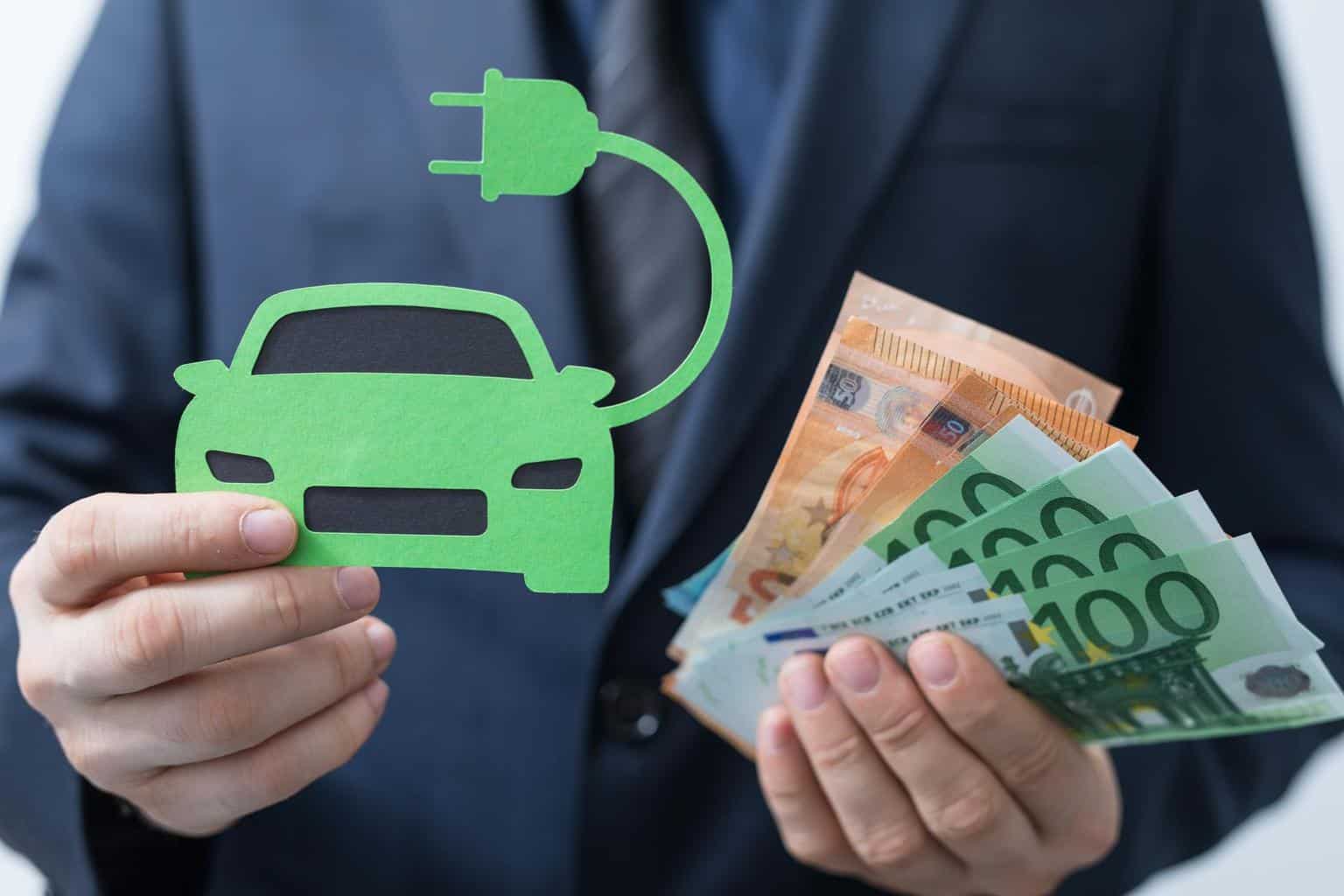 Deutsche würden im Schnitt 33.000 Euro für ein Elektroauto ausgeben