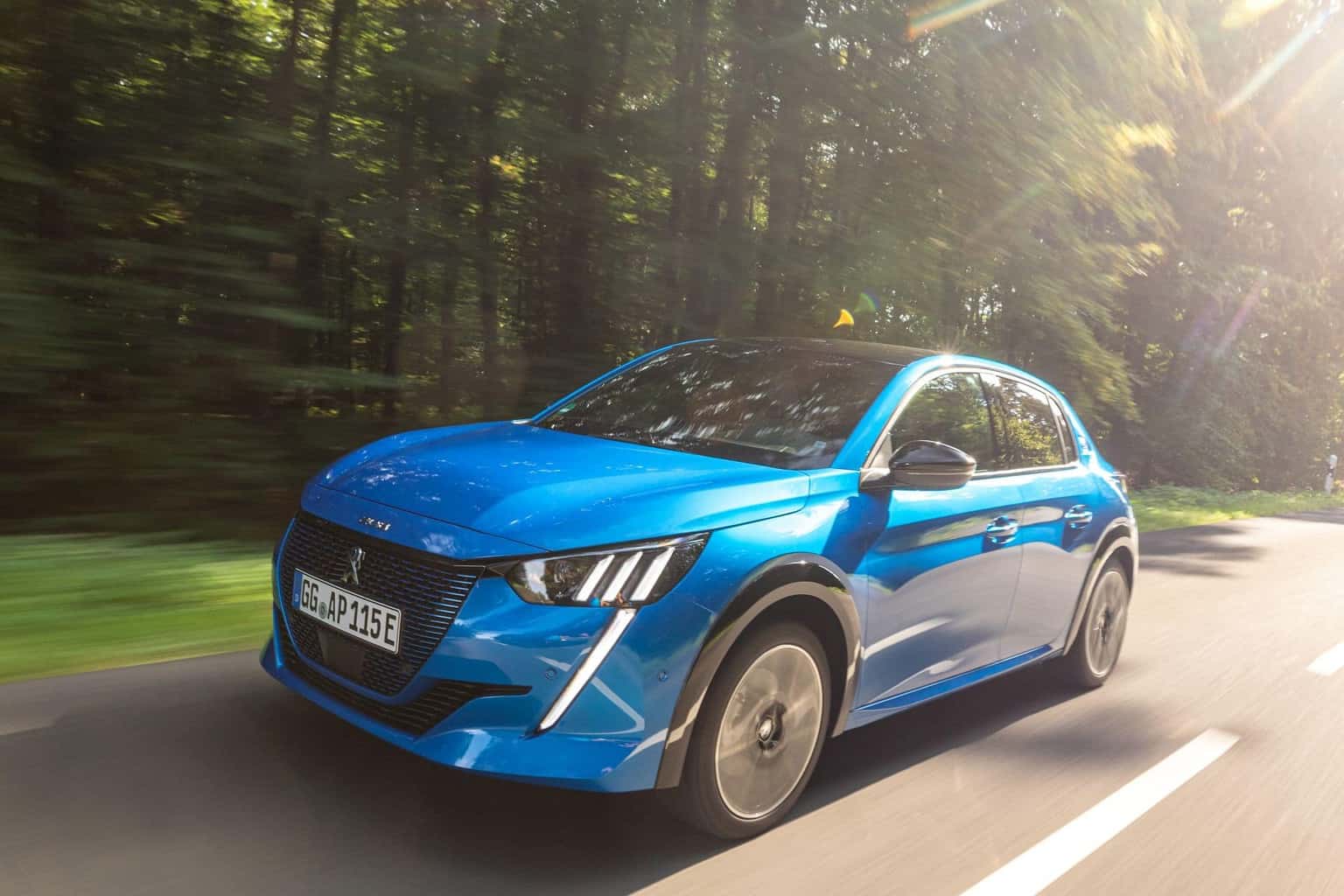 Nachfrage-Boom: Jeder Zweite Peugeot 208 als reines E-Auto verkauft