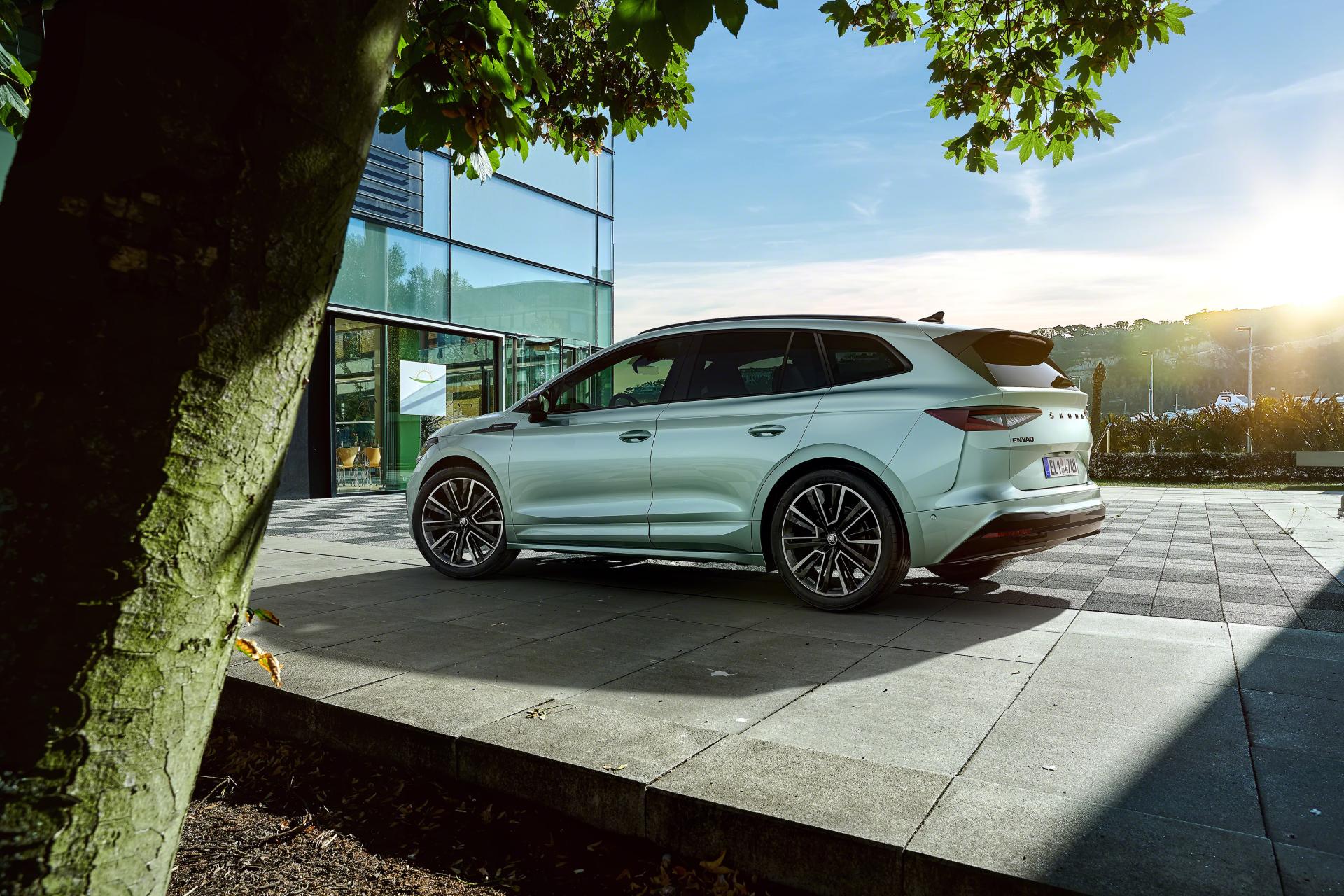skoda-enyaq-iv-sinnbildlich-fuer-massive-veraenderung-autoindustrie