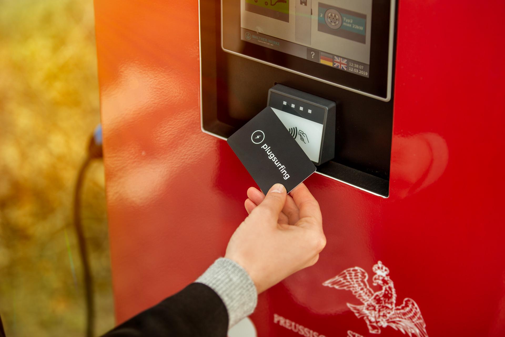 Plugsurfing: Ab Mitte Januar 2020 1,09€/kWh an IONITY-Schnelllader