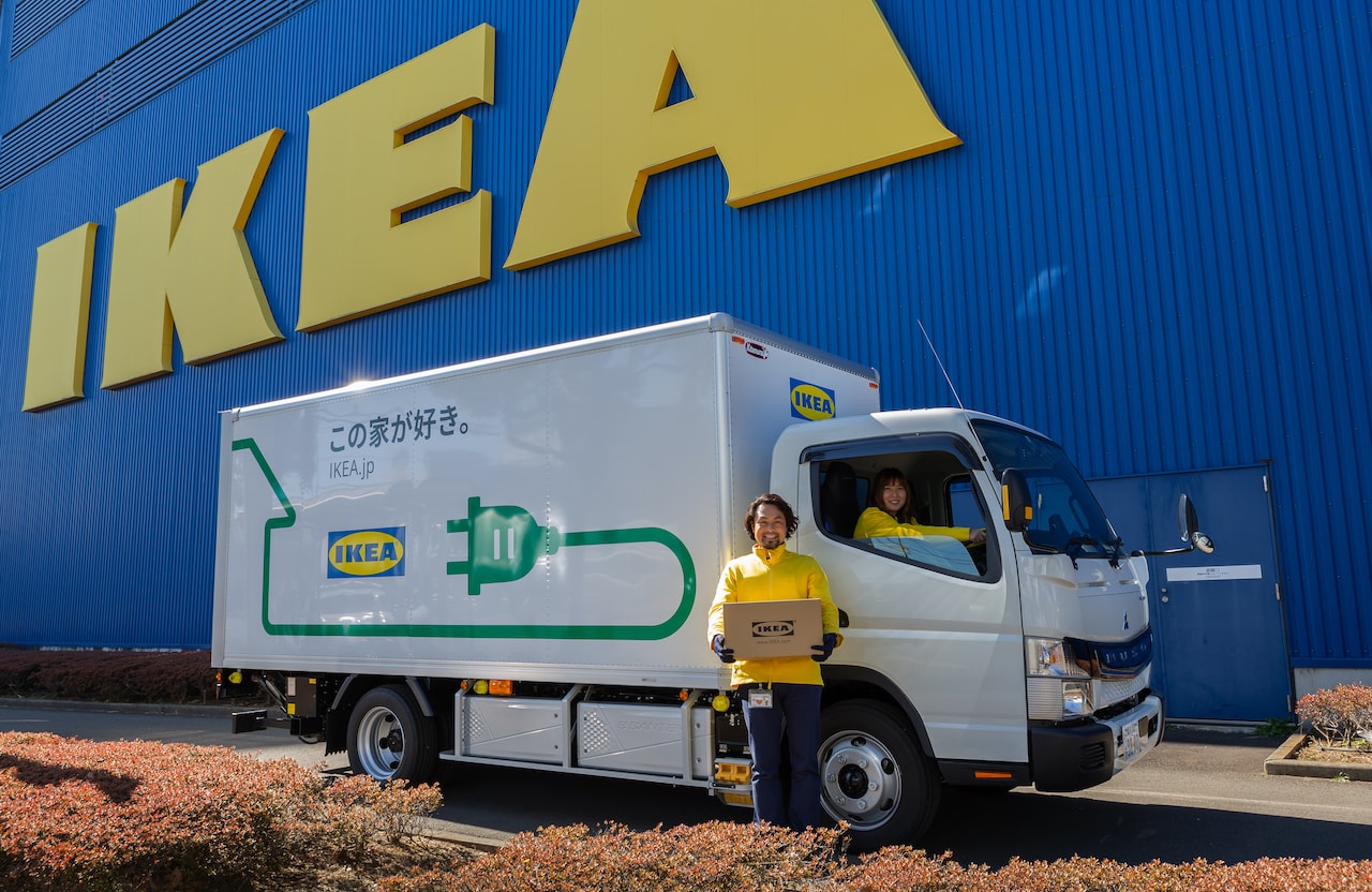 Fuso-Ikea-Elektro-Lkw-eCanter
