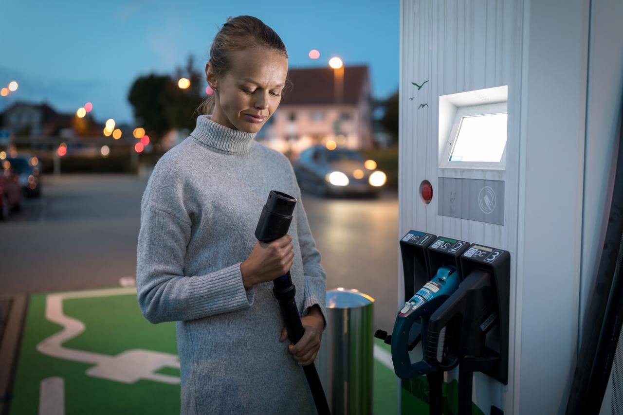 BMVI: 300 Millionen Euro für die Ladeinfrastruktur vor Ort