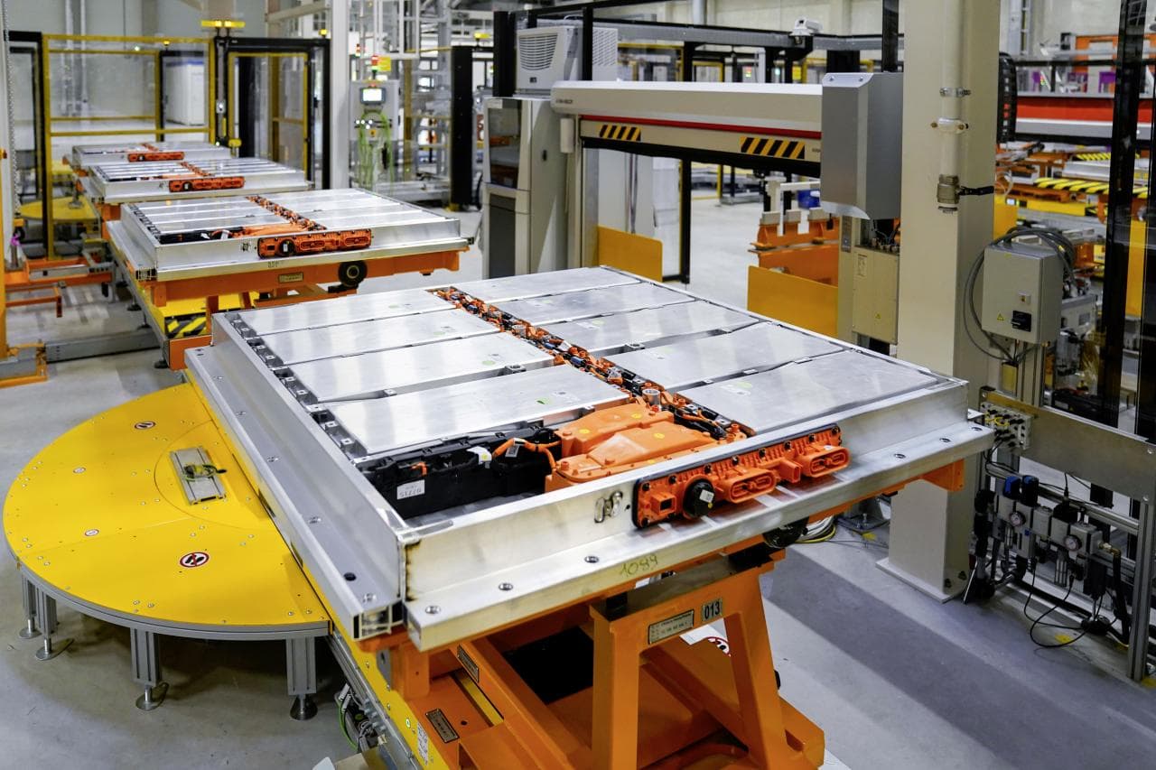 VW fährt Akku-Produktion massiv hoch