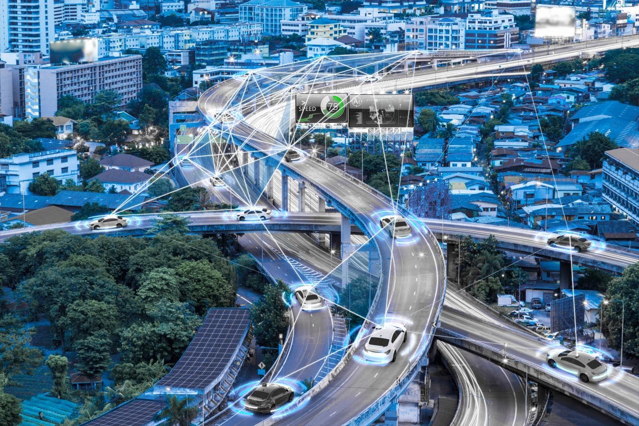 Huawei investiert Milliarden in selbstfahrende E-Autos unter eigener Marke