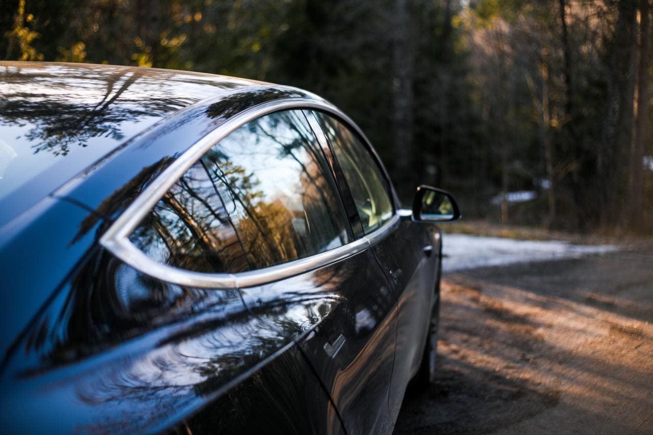 Tesla stellt mit 184.000 Fahrzeugauslieferungen im Q1 2021 neuen Rekord auf