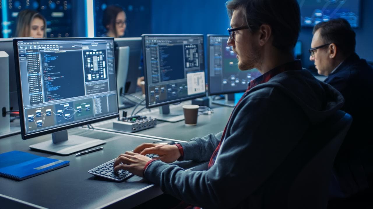 Cyber-Sicherheit: Neue Norm soll "Schwarzladen" erschweren