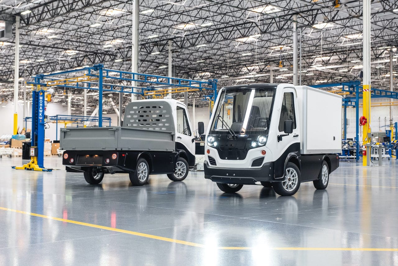 Karma-Ayro-Elektrotransporter-Koffer-Pick-up