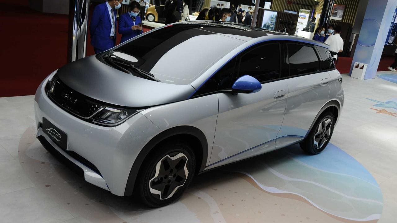 BYD EA1 Dolphin: E-Kleinwagen mit 800-Volt-Technik auf neuer Plattform