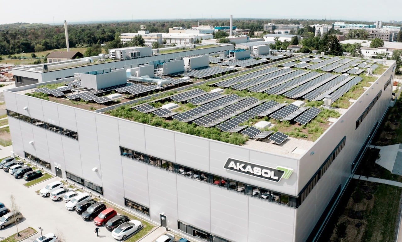 AKASOL_Gigafactory_Elektroauto-Batterie