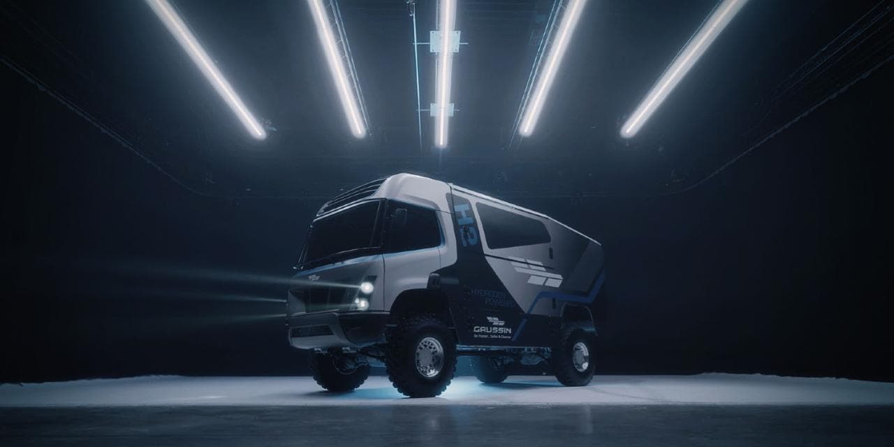 Gaussin präsentiert leistungsstärksten Wasserstoff-Renntruck der je gebaut wurde