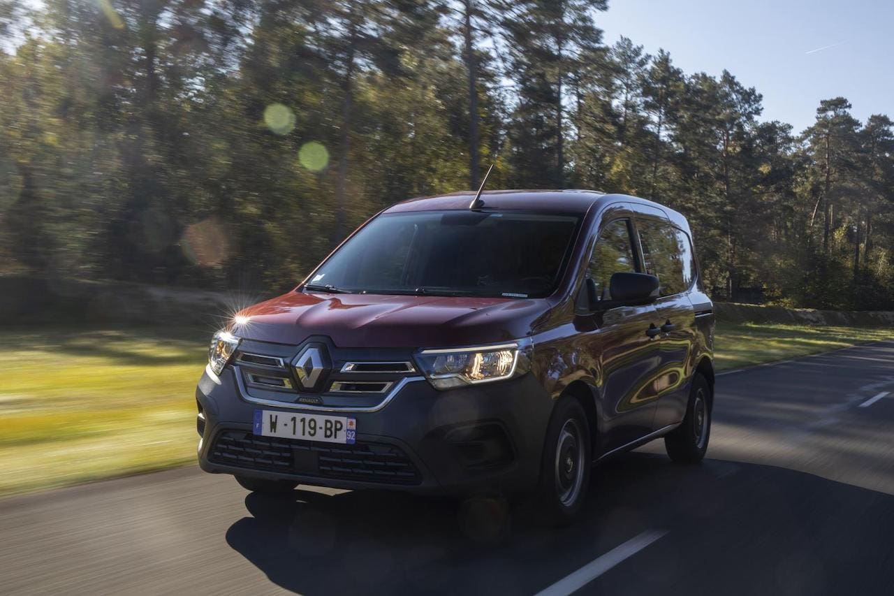 Renault-Kangoo-Rapid-E-TECH-Elektro-Transporter