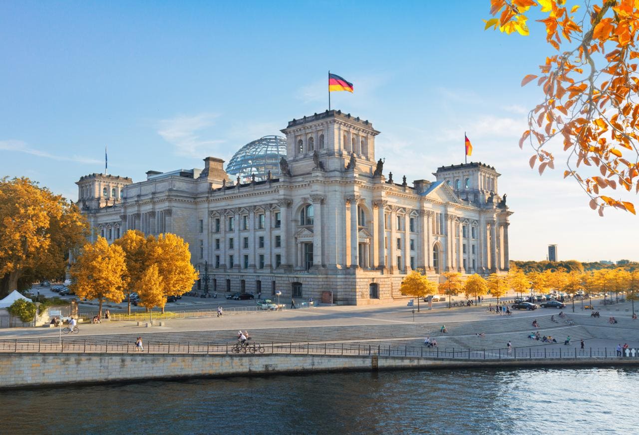 Ampel-Koalition strebt 15 Millionen reine E-Autos bis 2030 an