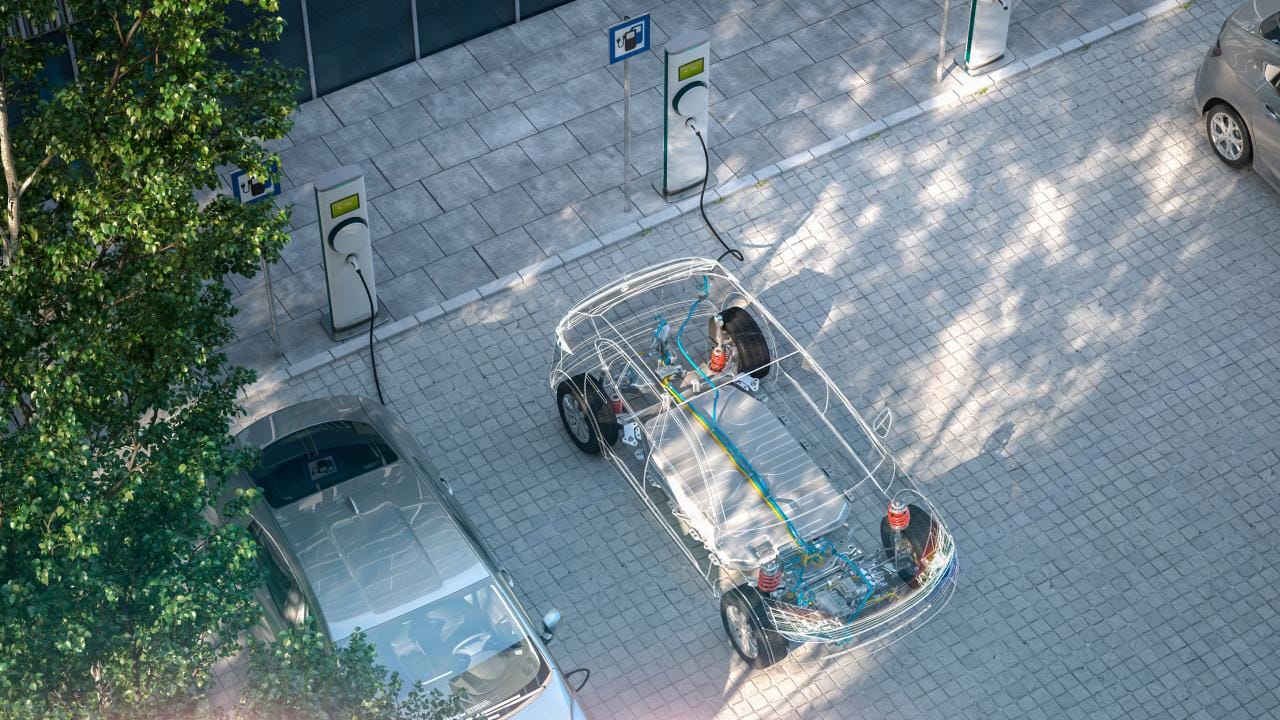 Breite Akku-Garantie soll Sorge vor E-Autos mindern