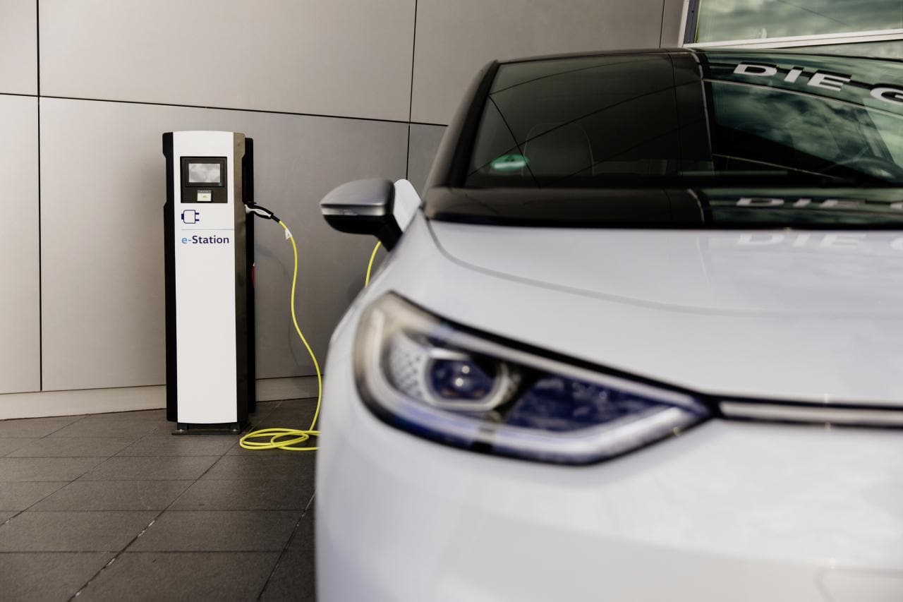 VW Sachsen baut Anzahl der Ladepunkte auf 400 aus