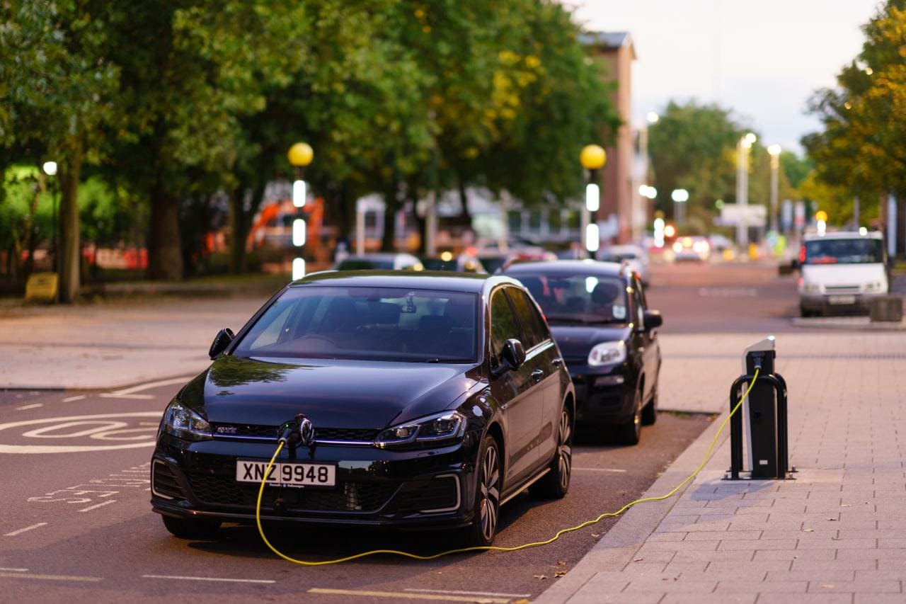Bringen weitergeführte Kaufprämien noch mehr Autos in die Städte?