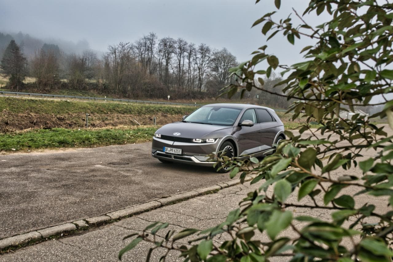 Hyundai, LG und Next liefern Regelleistung aus E-Autos ins Stromnetz