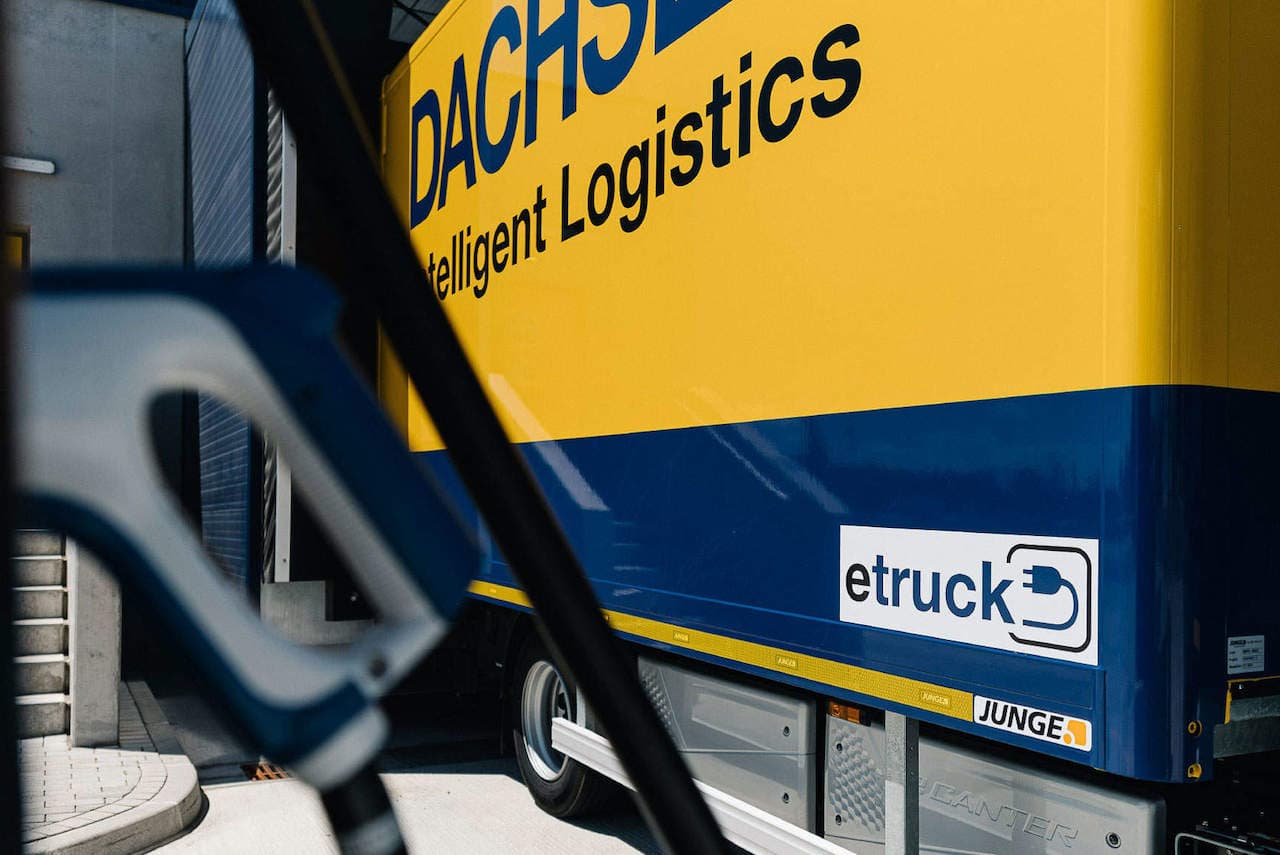 DACHSER-E-LKW_Ladeinfrastruktur