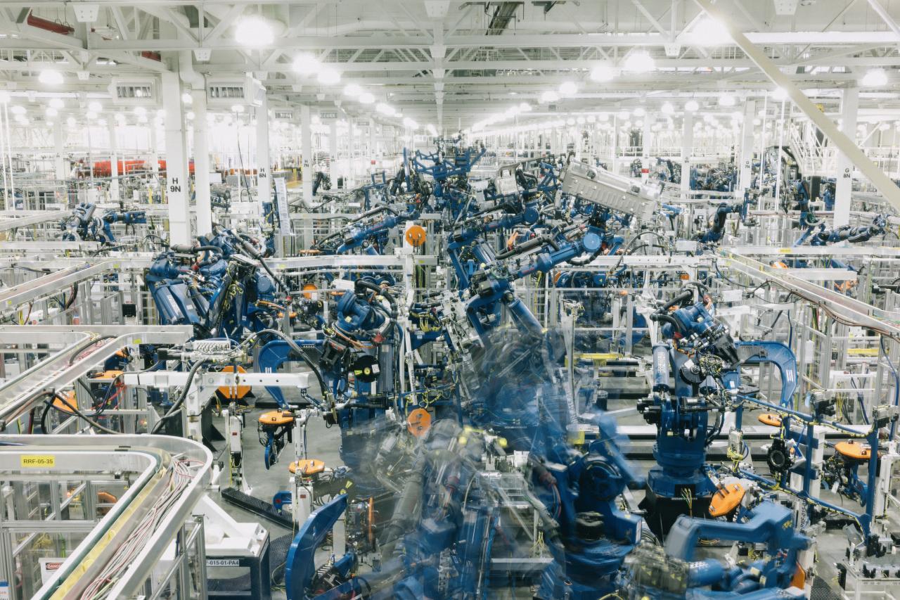 Rivian holt sich für Produktionshochlauf Unterstützung aus Europa