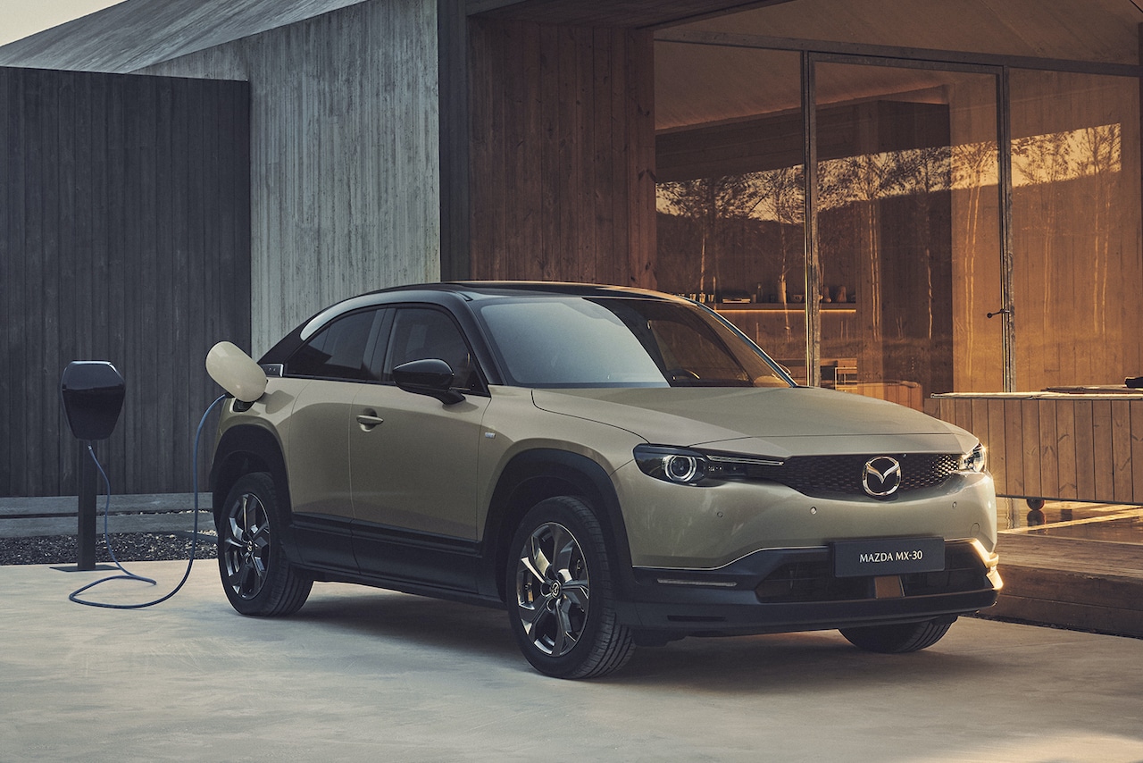 Mazda-Elektroauto-MX-30-2022